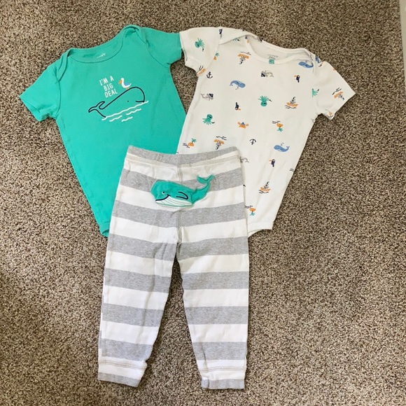 Carter's Other - Carter’s 3 pc infant outfit size 24 months